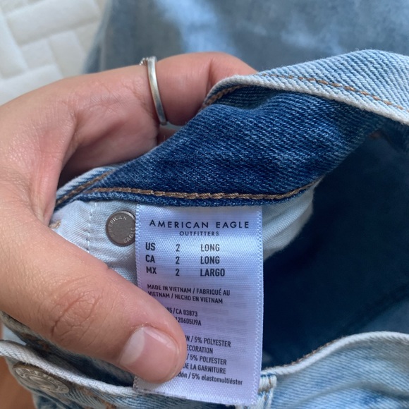 aeo mom jeans - Picture 3 of 3